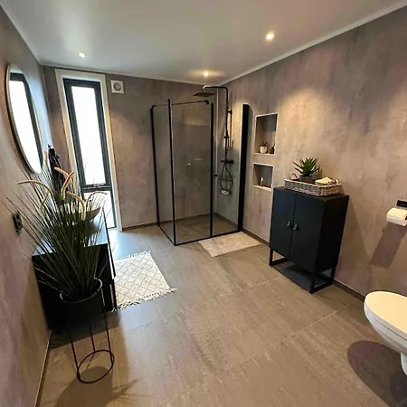 Modern With Amazing View Holiday home Ballstad