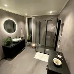 Modern With Amazing View 度假居 *